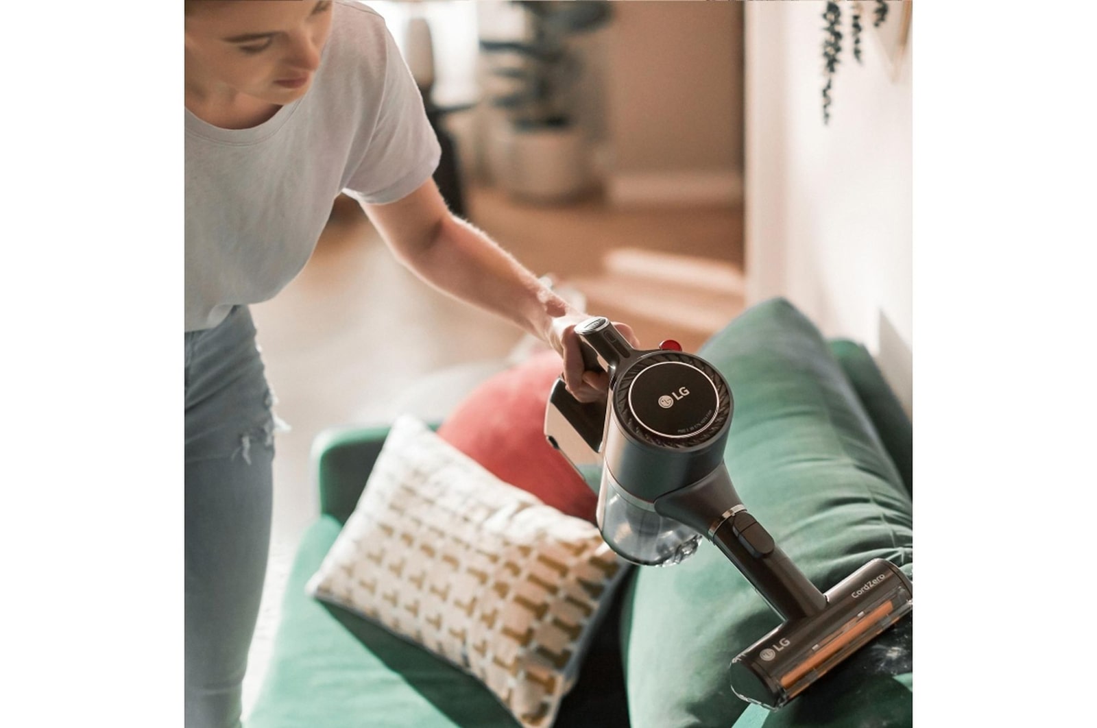 Foto pulizia casa con aspirapolvere A9K-ULTRA1B.BBBQEEU